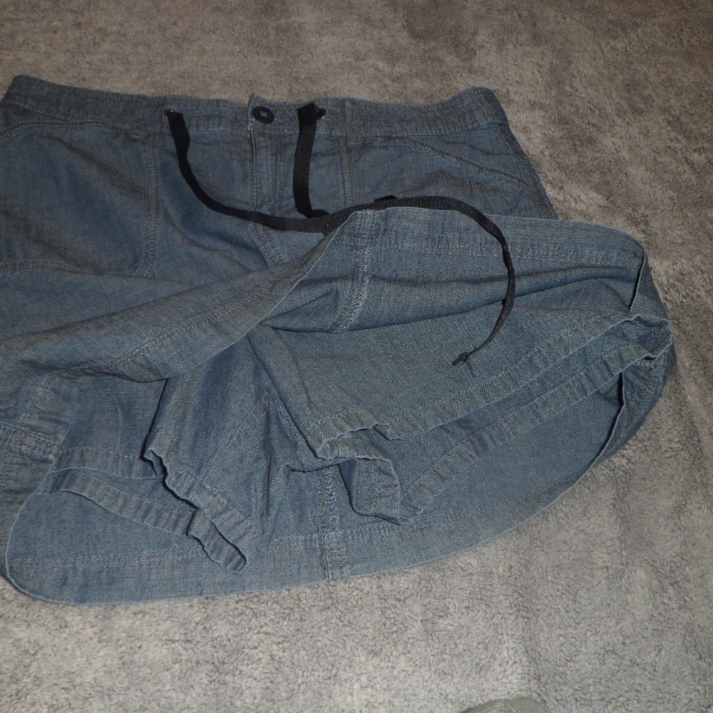 White Stag Skort w Tie and Zip - Picture 3 of 6